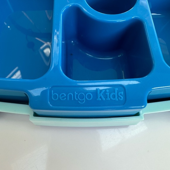 Bentgo Kids Bento Lunch Box - Picture 4 of 7